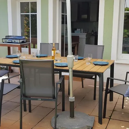 Holiday home Charmante Maison Dans Le Golf, Ideal Pour Les Familles Lacanau